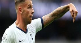 Tin bóng đá 1/4: Alderweireld đã có hành động đầy ý nghĩa Tin bóng đá 1/4: Alderweireld đã có hành động đầy ý nghĩa