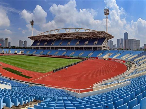 Tin bóng đá 10/11: HLV Park Hang Seo phản bác về chuyện mặt sân