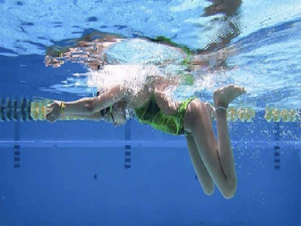 Cách học bơi nhanh nhất, Kiểu bơi dễ đầu tiên nên học