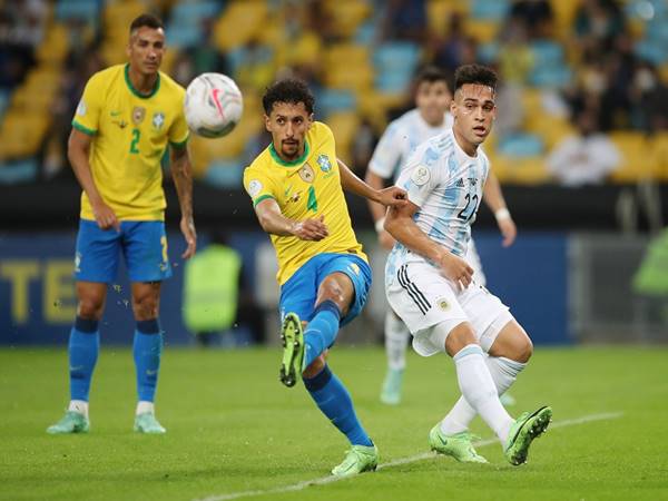 Trận đối đầu kịch tính giữa Brazil và Argentina
