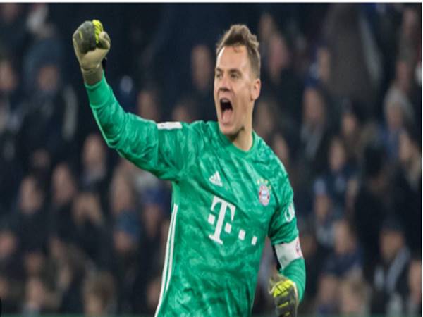 Neuer trong màu áo CLB Bayern Munich