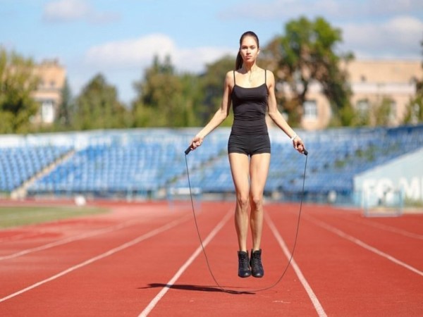 Tại sao nhảy dây lại gây đau chân? Phân tích các nguyên nhân thường gặp