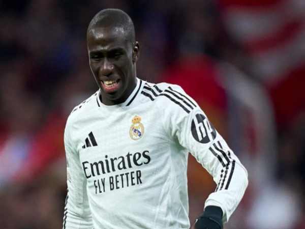 Chuyển nhượng BĐ: Real có ý định để Ferland Mendy rời đi