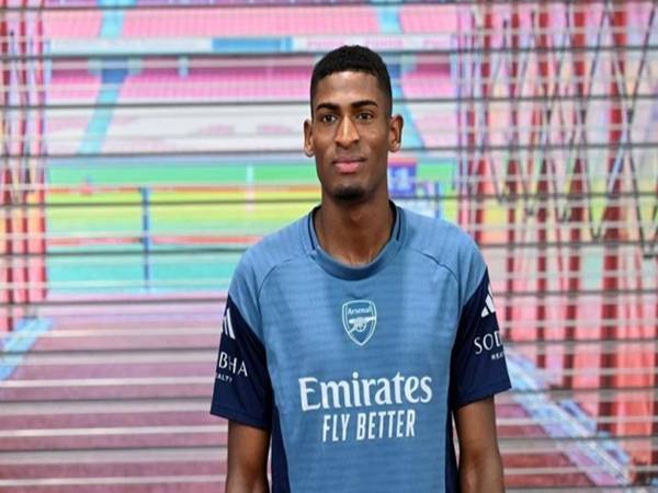 Mosquera: Bản hợp đồng thông minh và hợp lý của Arsenal