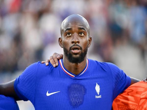 Chuyển nhượng: Liverpool đụng độ MU vụ Jean-Philippe Mateta