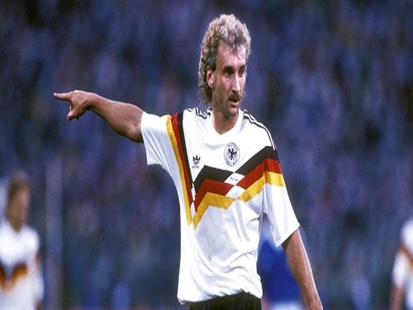 Rudi Völler – Người hùng thầm lặng của Tây Đức