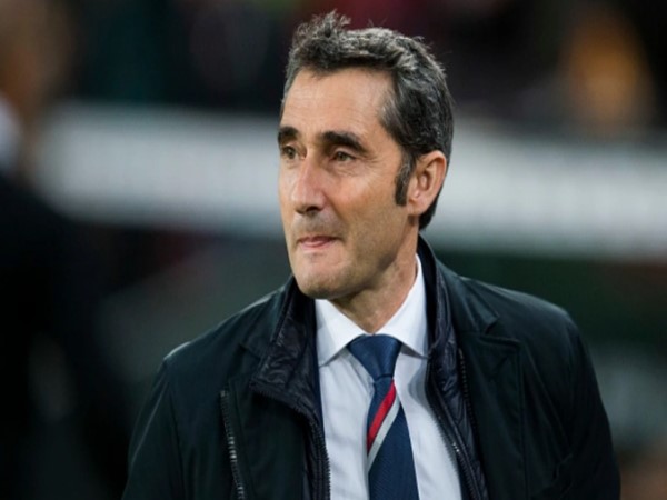 Giai đoạn chuyển mình HLV Barca trong thử thách và tái thiết