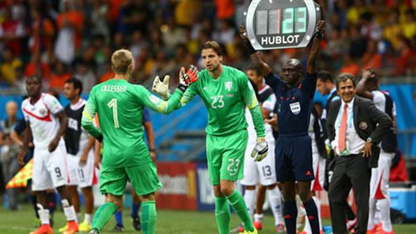 Đánh giá tổng thể hàng thủ môn Hà Lan World Cup 2014