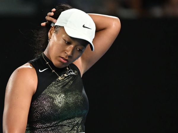 Osaka trở lại, thắng trận nhờ kỹ thuật và chiến thuật