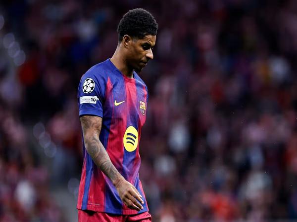 Chuyển nhượng MU: Từ chối bán rẻ Rashford cho Barca